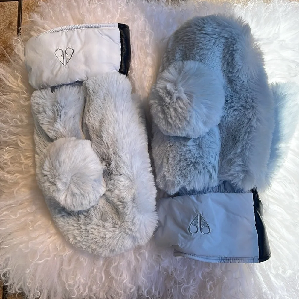 Moose Knuckles Bunny Mittens - Baby Blue Faux Fur - Picture 4 of 12